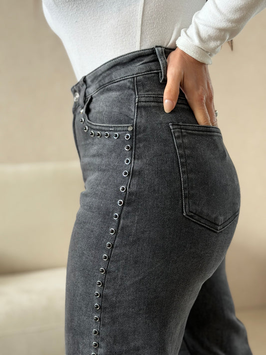 BALLOON GRIS COM TACHA