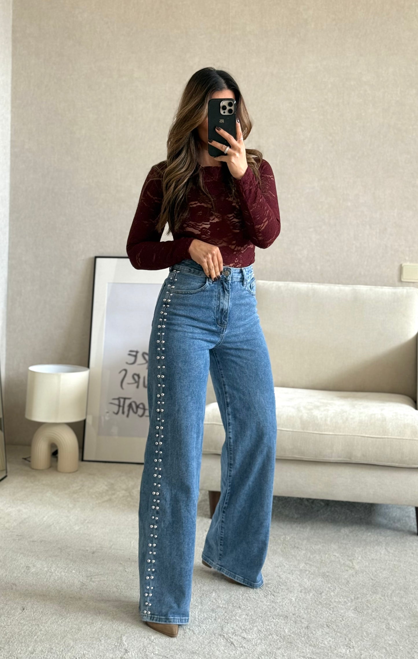 JEANS WIDE LEG COM TACHAS GANGA