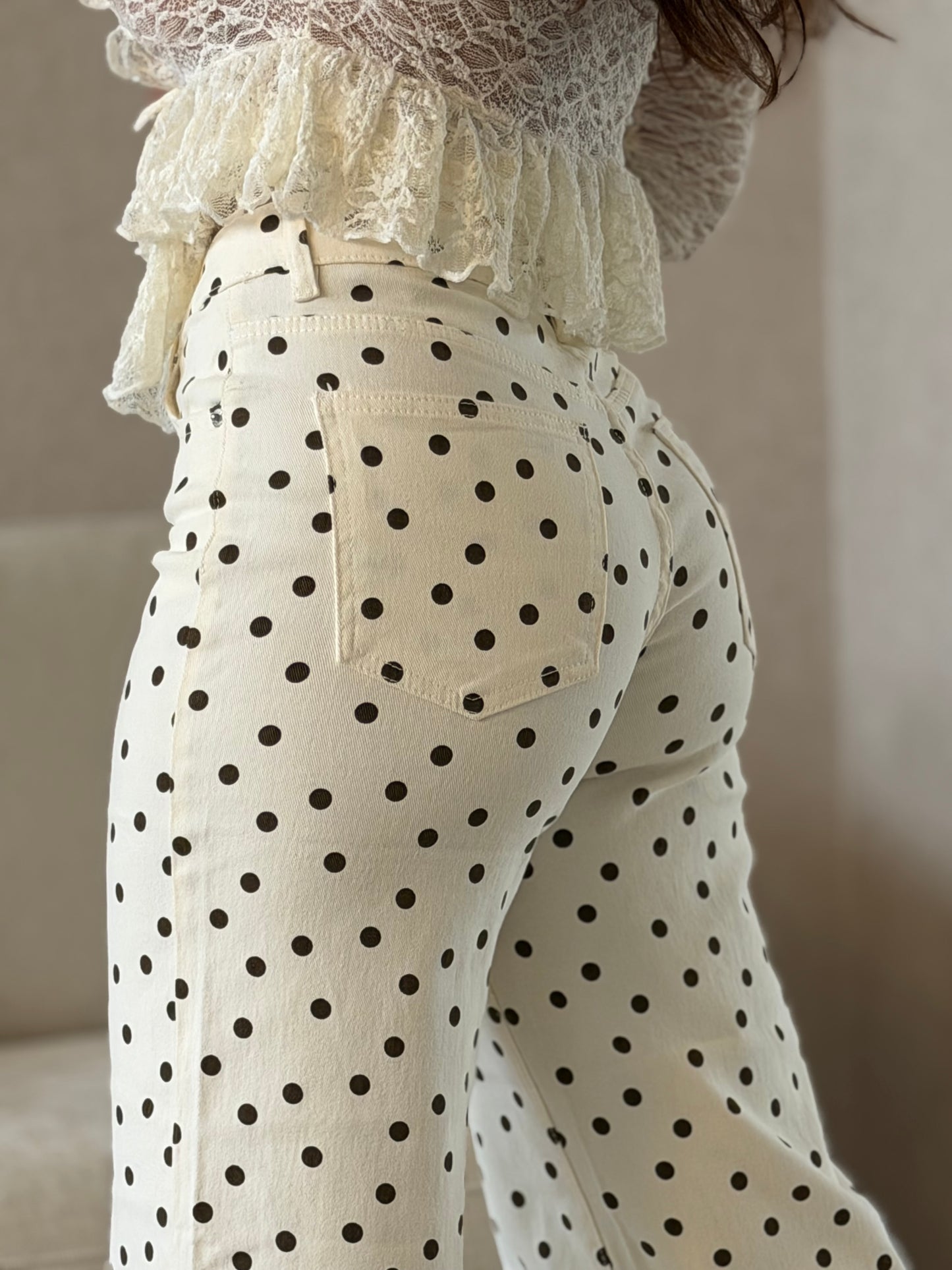 JEANS WIDE LEG BOLINHAS