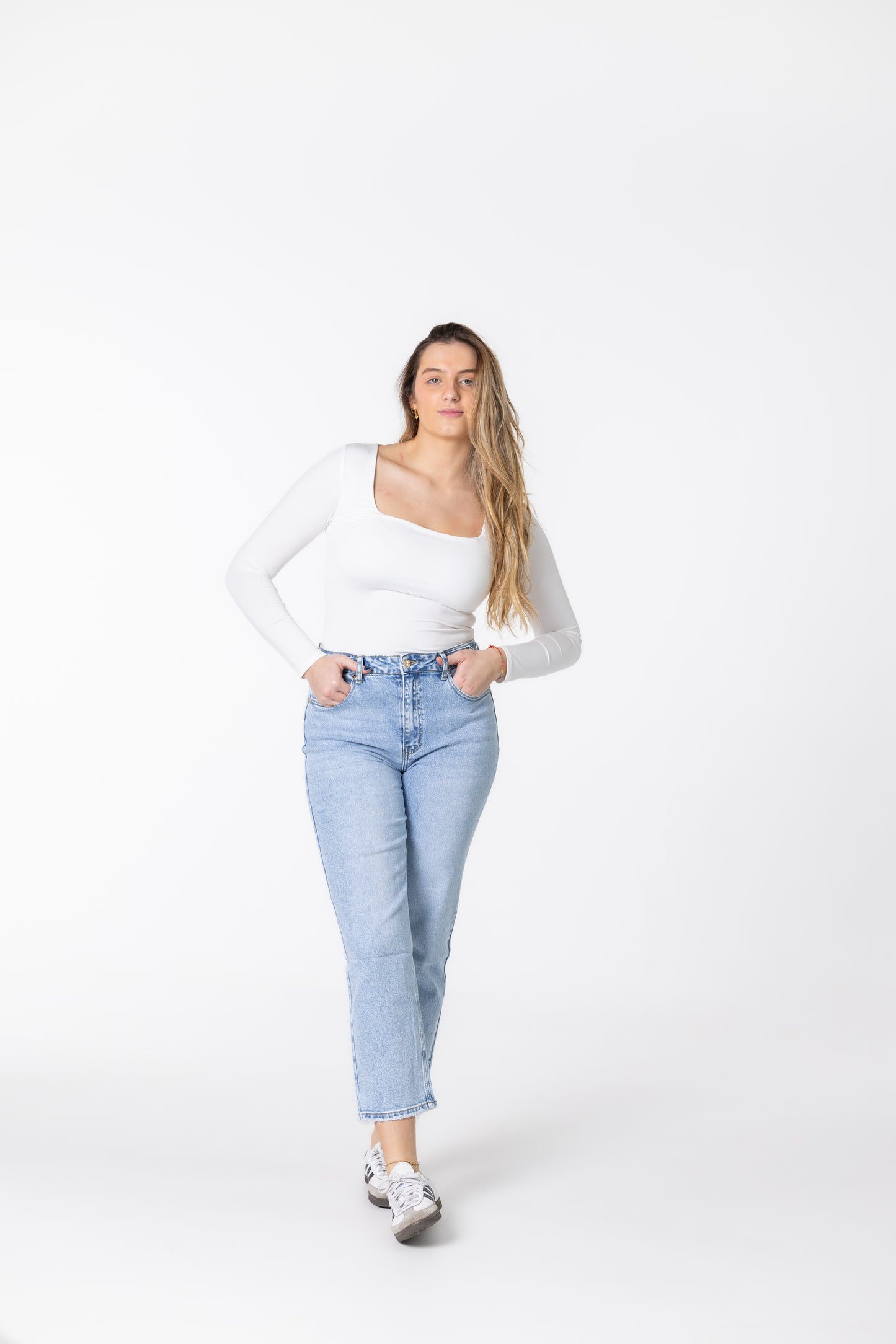 JEANS MOM QUEEN (ganga clara)